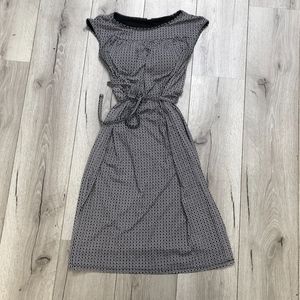 Uniqlo cap sleeve dress with built in bra